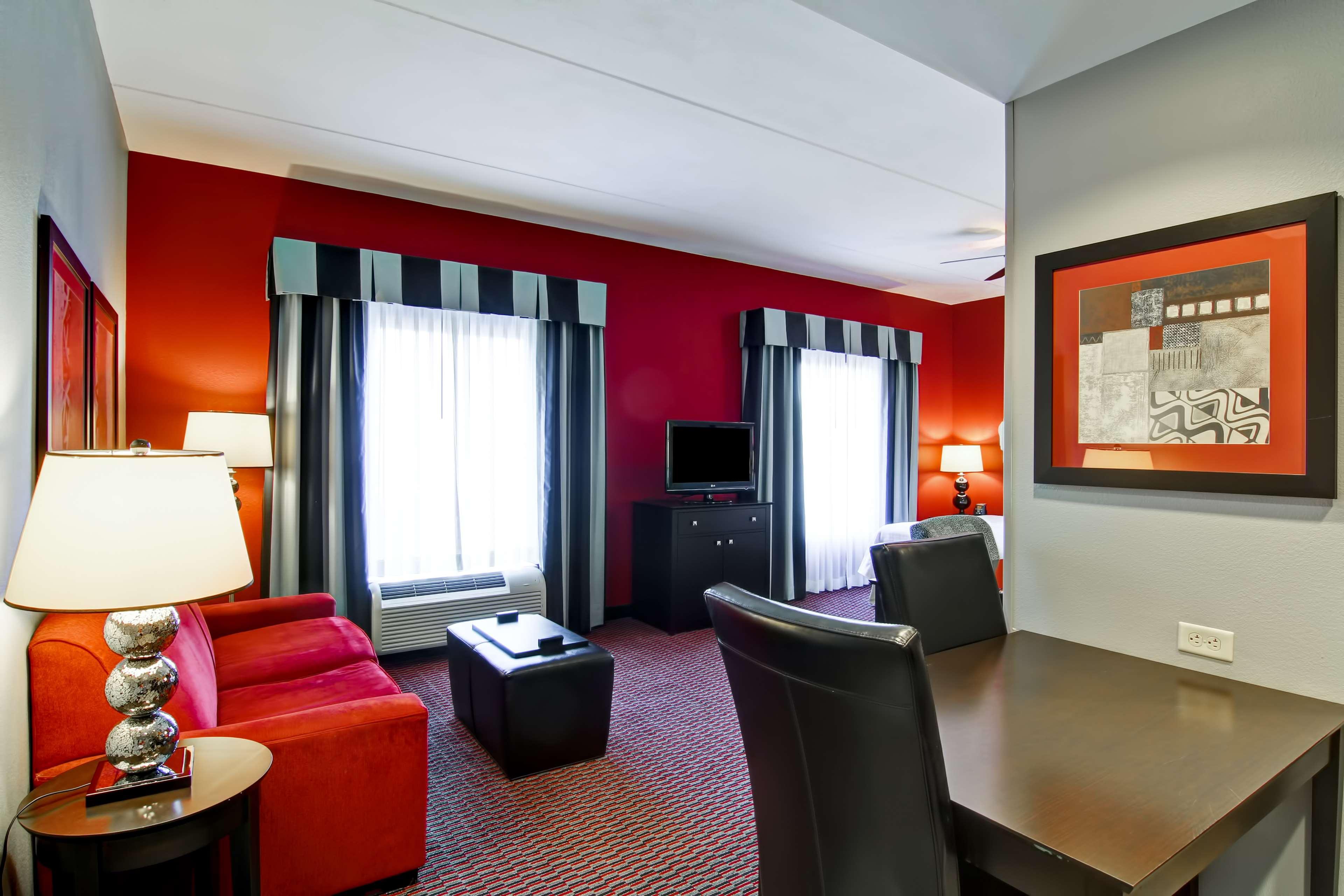 โฮมวู้ด สวีท บาย ฮิลตัน ลีส์เบิร์ก Hotel ลีสเบิร์ก ภายนอก รูปภาพ