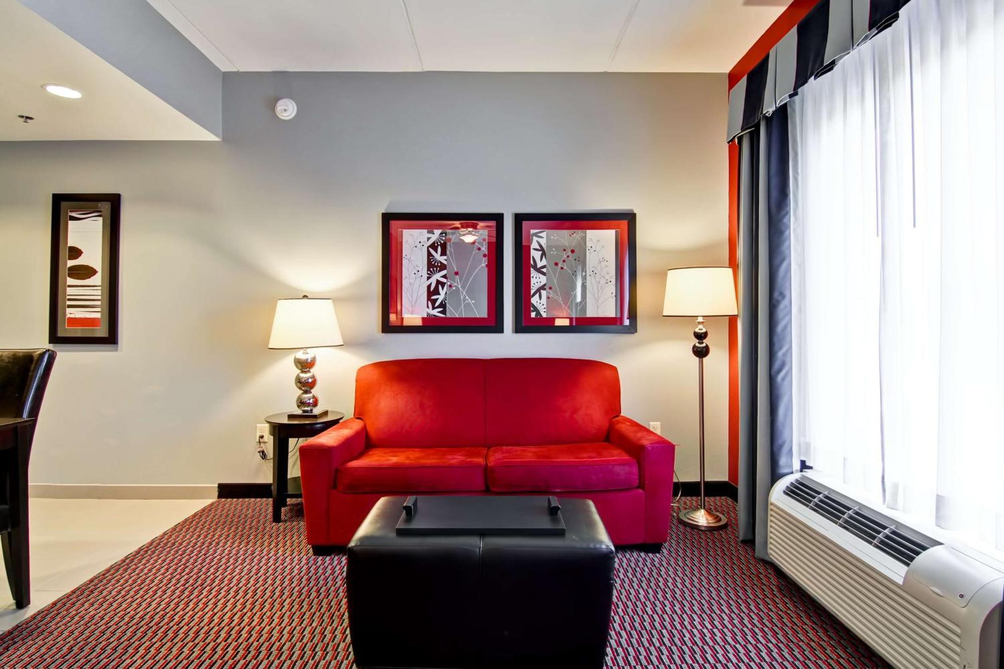 โฮมวู้ด สวีท บาย ฮิลตัน ลีส์เบิร์ก Hotel ลีสเบิร์ก ภายนอก รูปภาพ